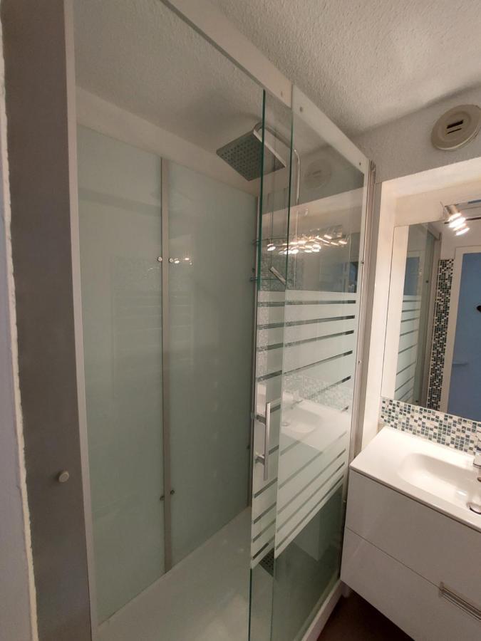 40M2 - Ski Aux Pieds - La Tania - Parking Couvert Exterior foto
